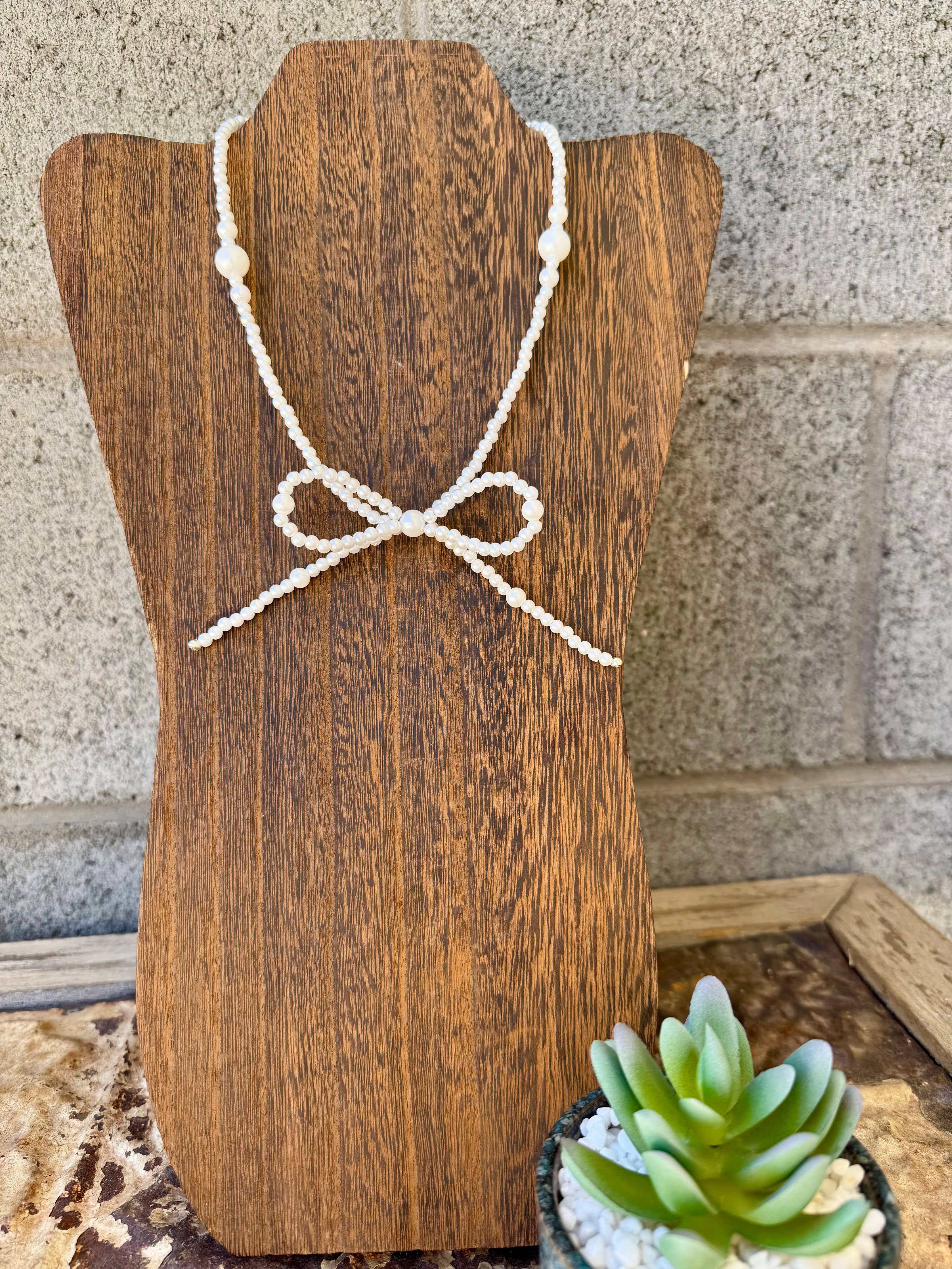 Bowtie Pearl Necklace