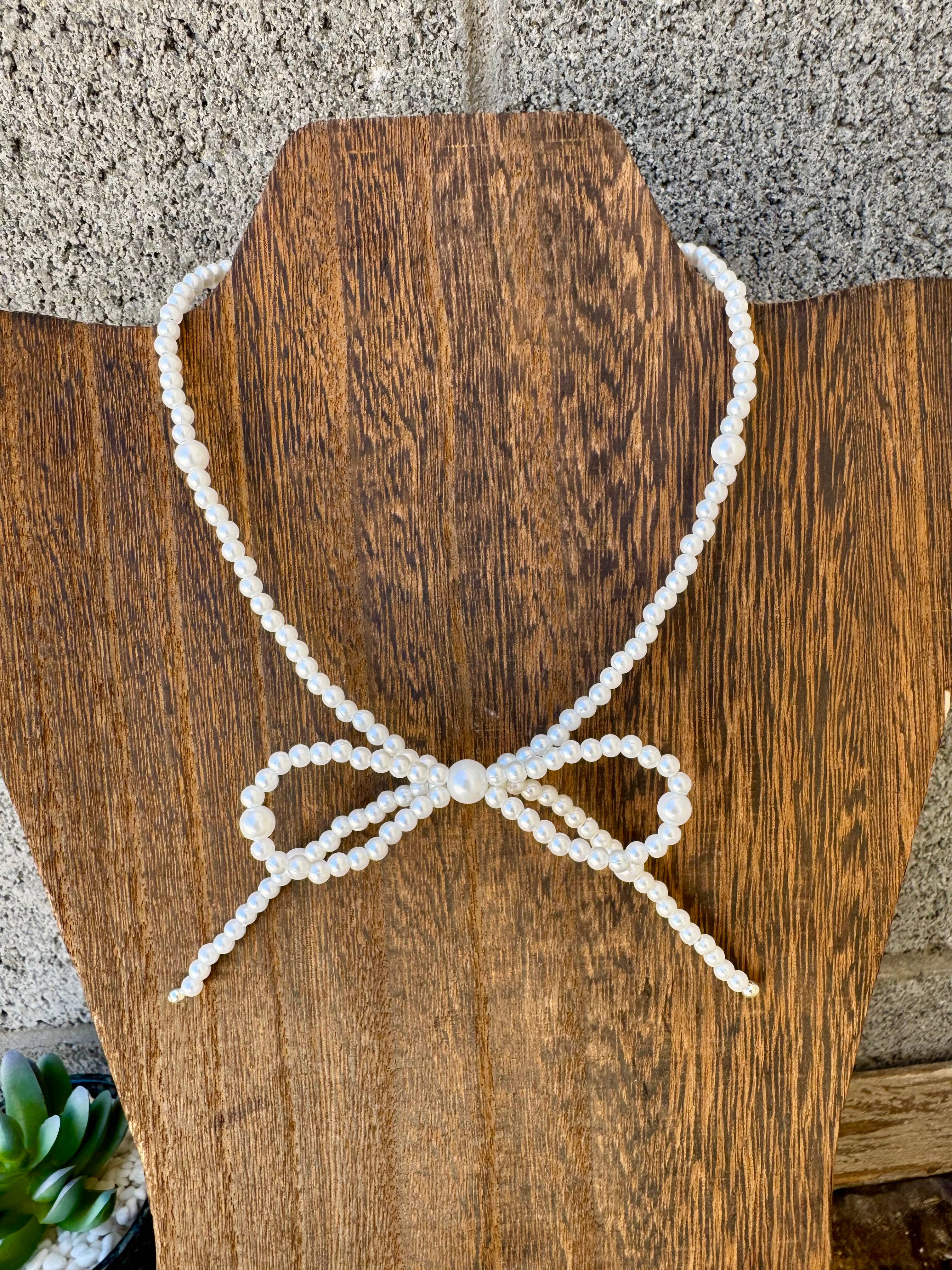 Bowtie Pearl Necklace