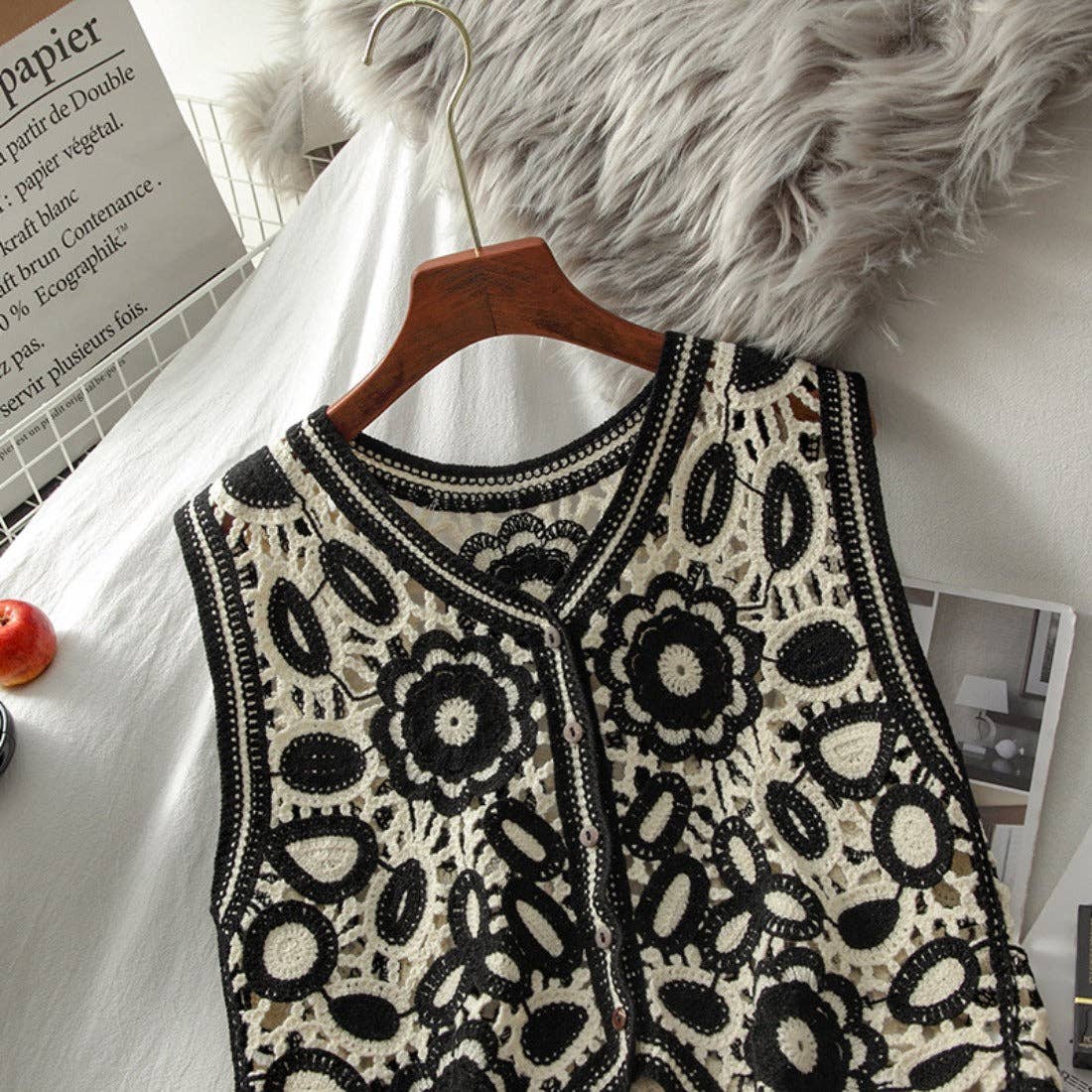 Black and White Floral Hollow Knit Vest