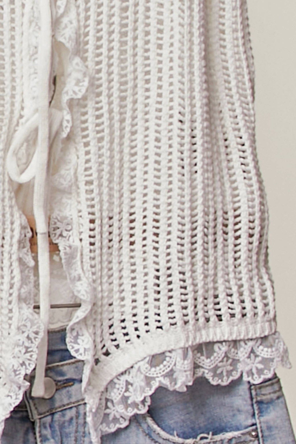 White Lace Trim Sleeveless Knit Vest
